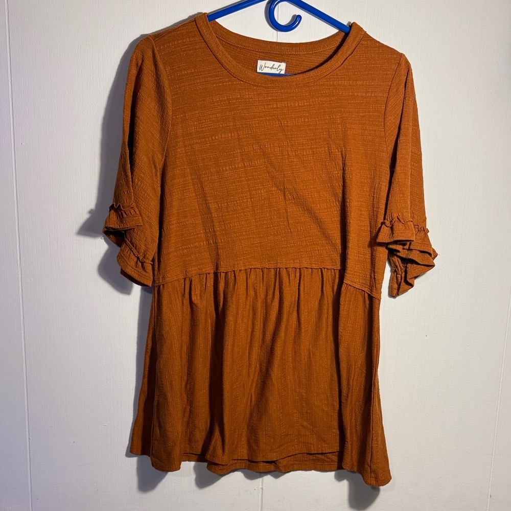 Wonderly Rust Short Sleeve Top